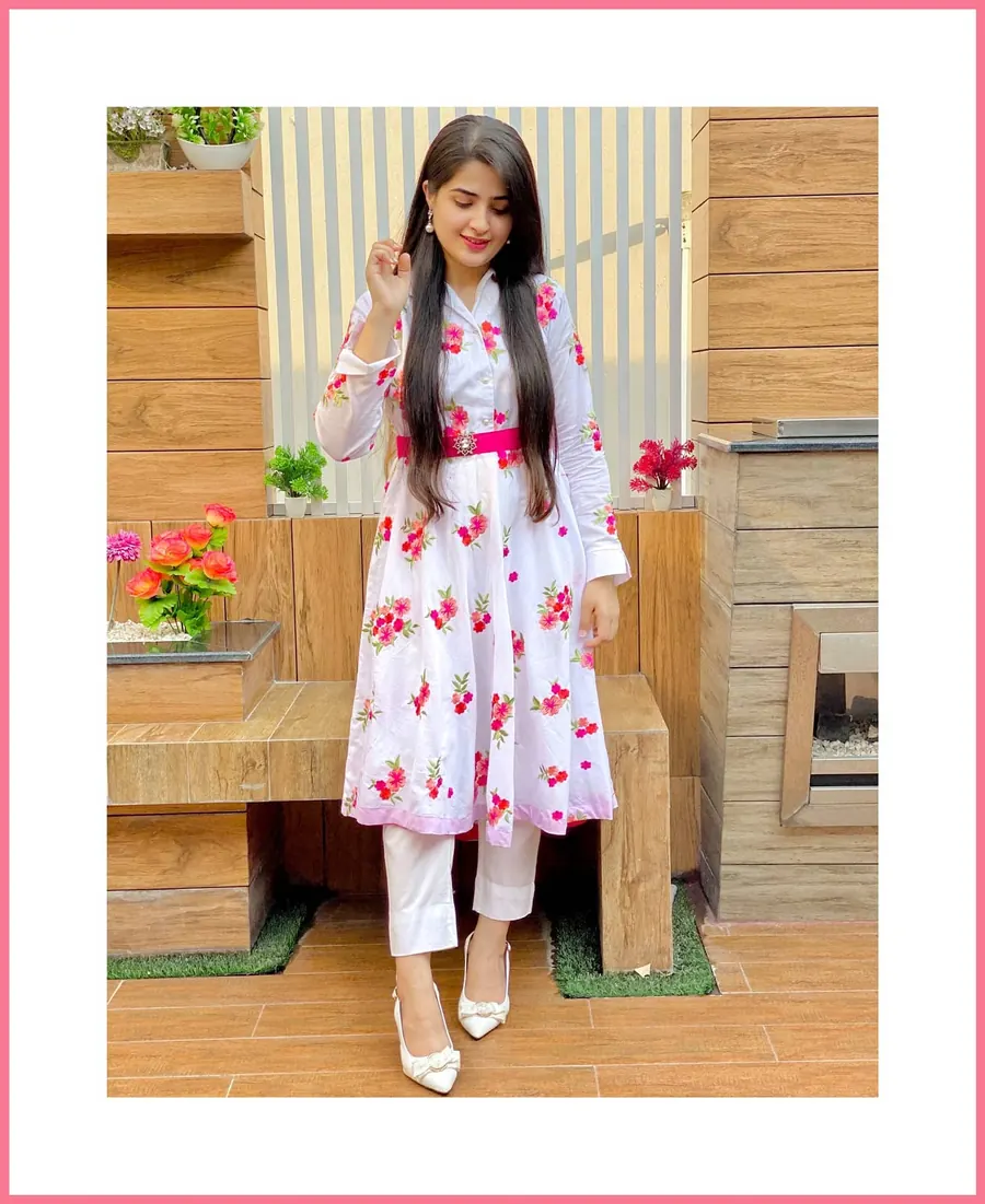 @zahra_waseemm wearing LMA