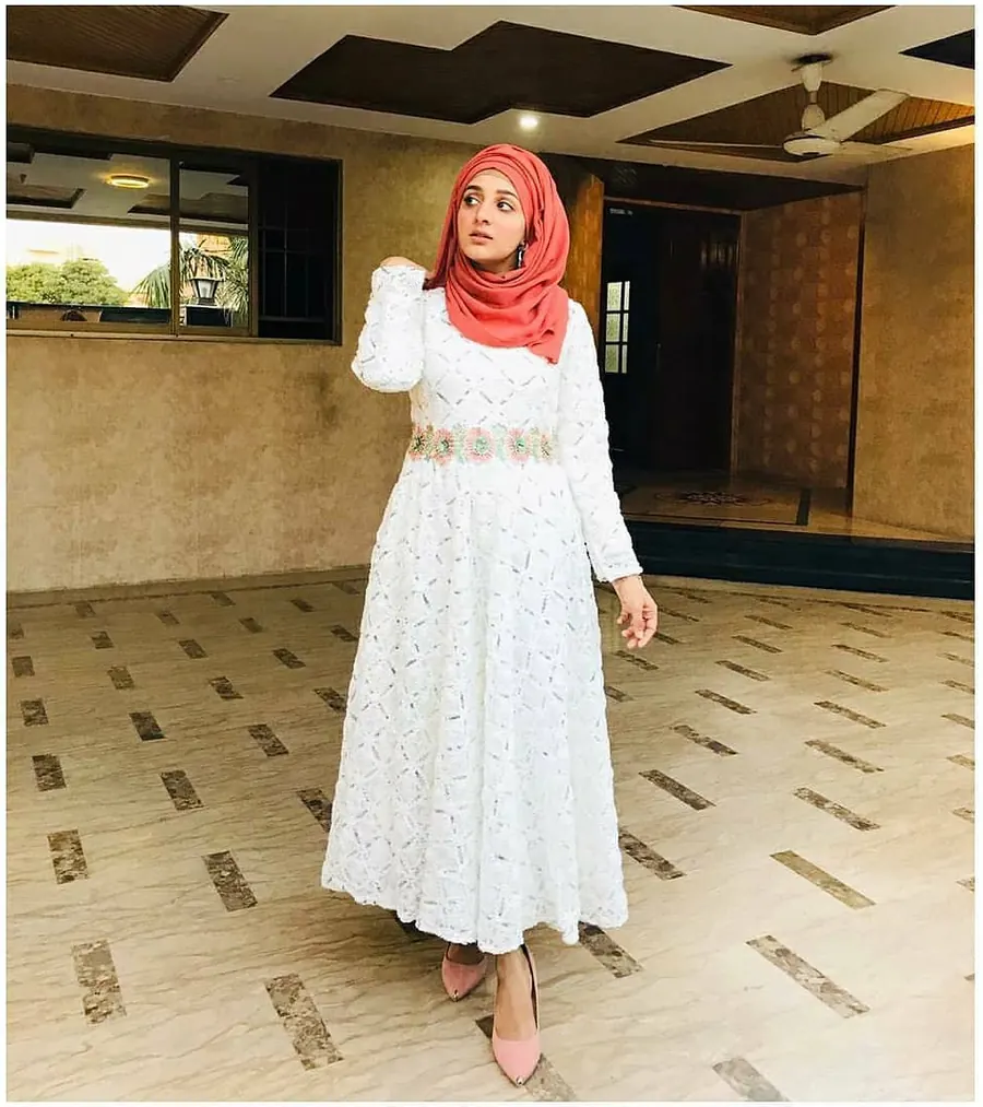 @nimrakhalid15 wearing LMA