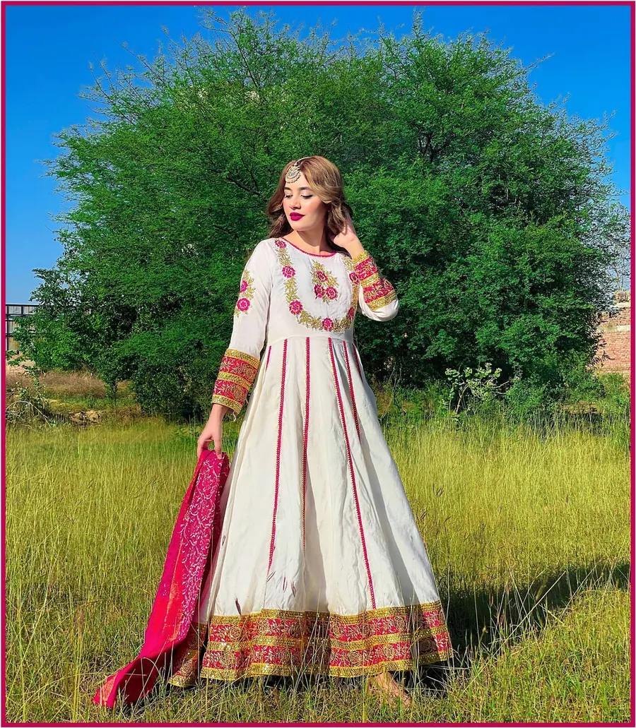 Aaftaab Peshwas, photo 4 of 8