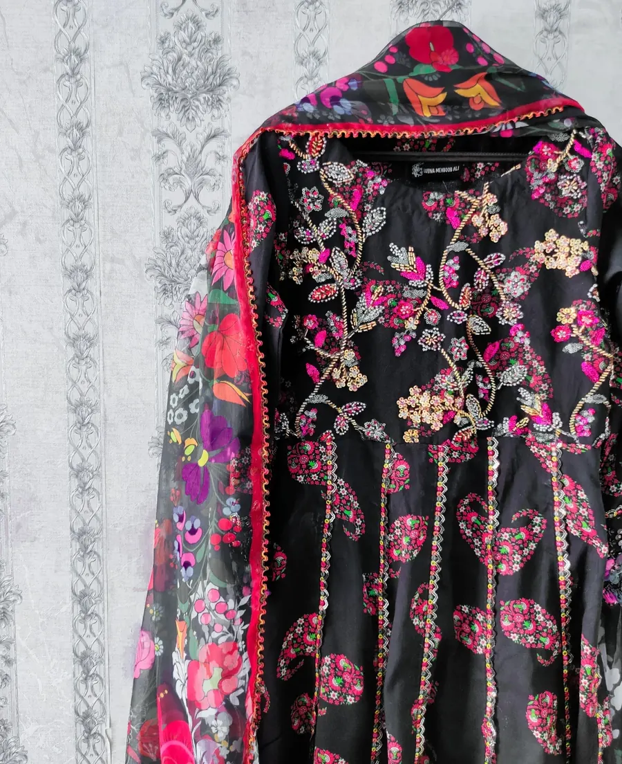 Black Lawn Frock with Pearls, photo 5 of 8