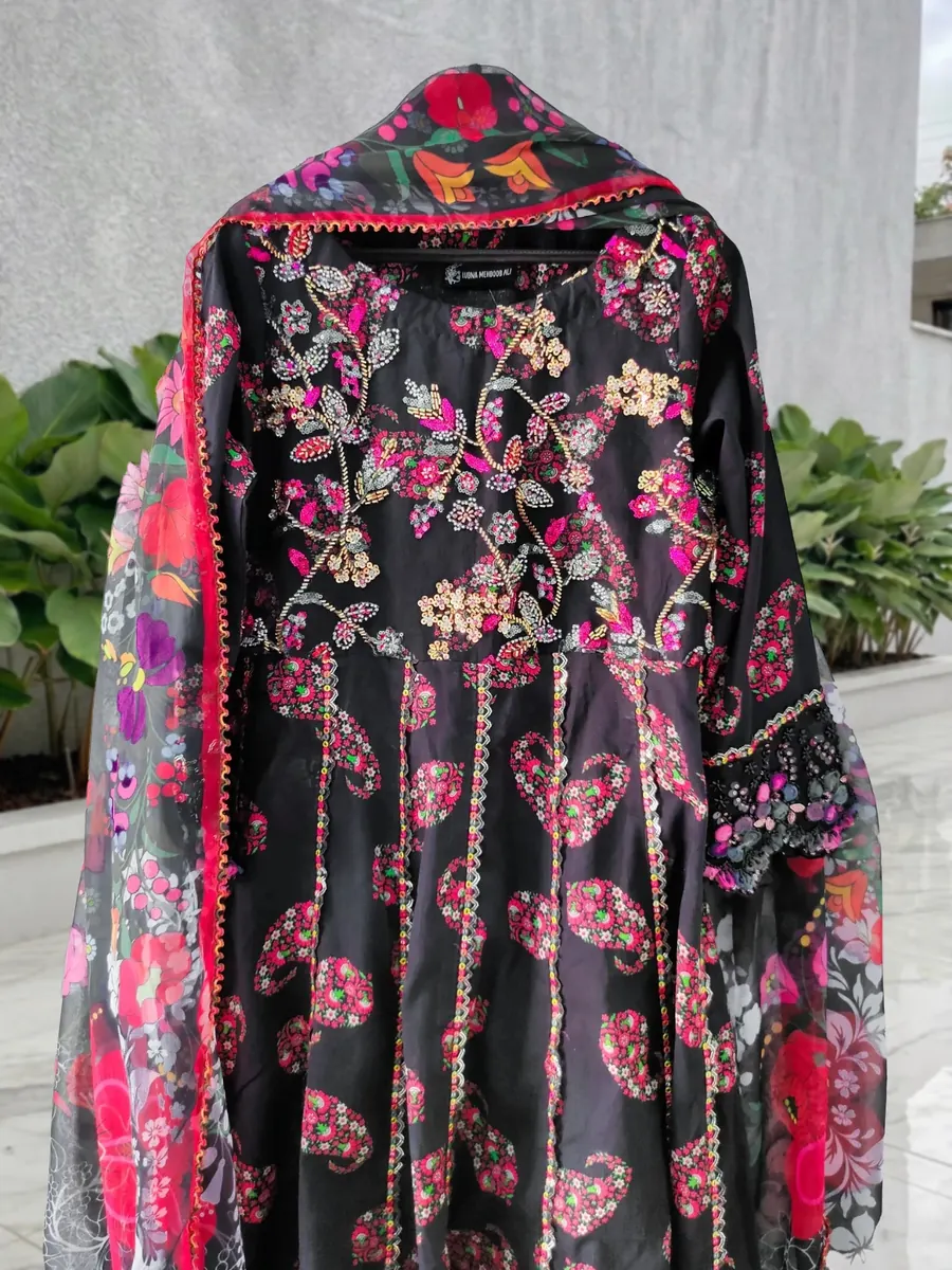 Black Lawn Frock with Pearls, photo 3 of 8