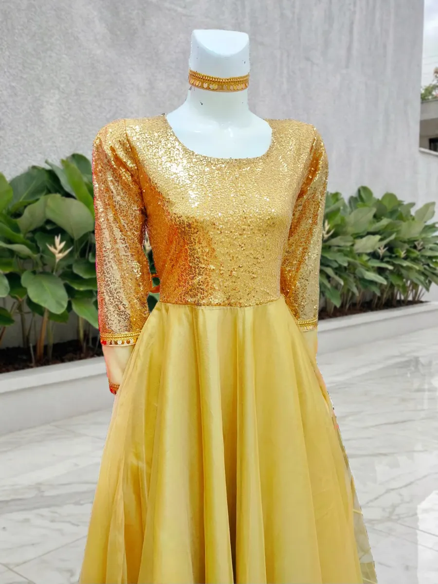 Golden Sitara Frock, photo 3 of 4