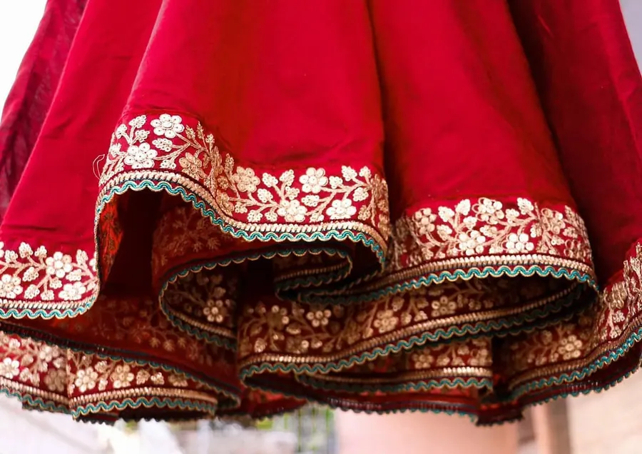 Laal Gulaab, photo 6 of 6