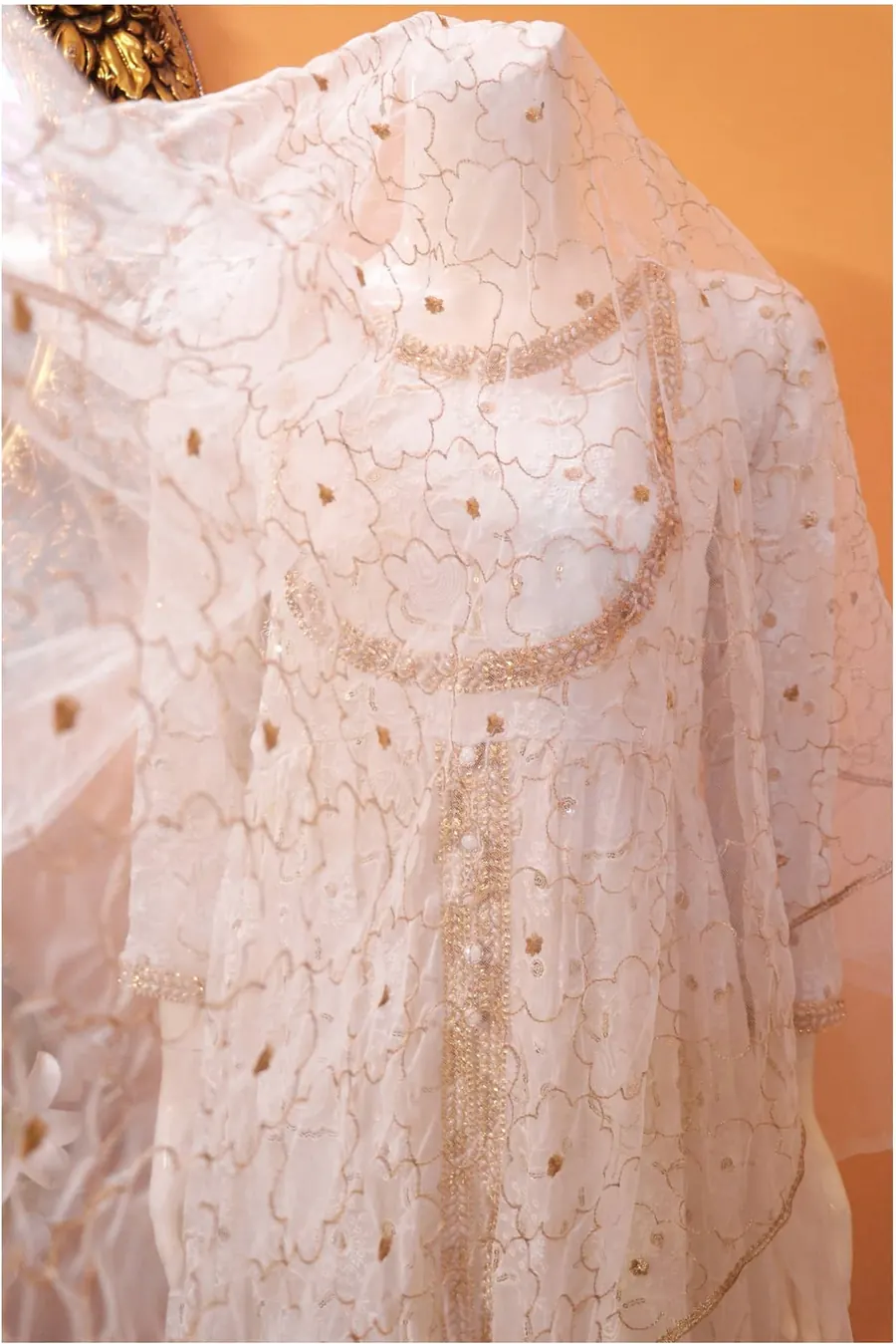 White and Gold Chikankari Peshwas, photo 6 of 8