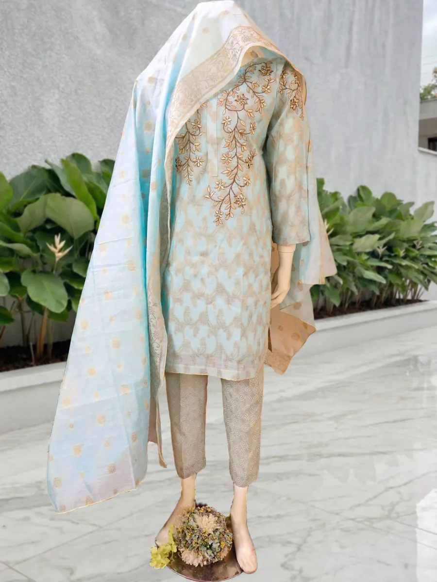 Zari Paper Cotton Suit, photo 2 of 6